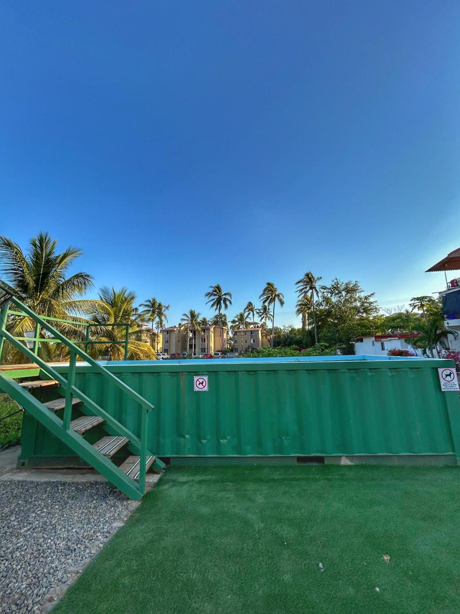 Yellow House 6 Minutos De Playa Барра-де-Навідад Екстер'єр фото